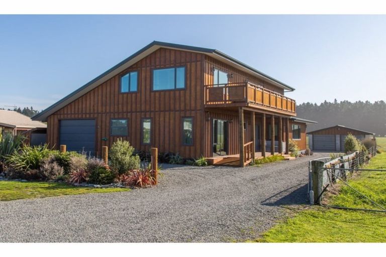 Photo of property in 60 Grierson Avenue, Amberley, 7481