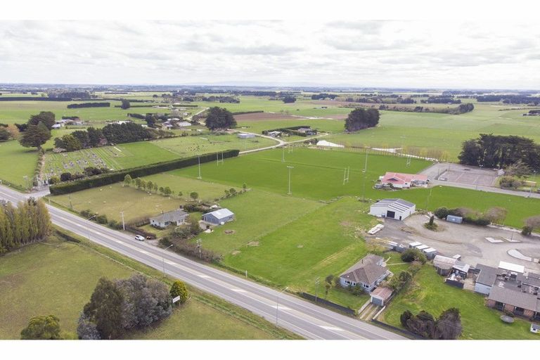 Photo of property in 1335 Woodlands Invercargill Highway, Woodlands, Invercargill, 9871