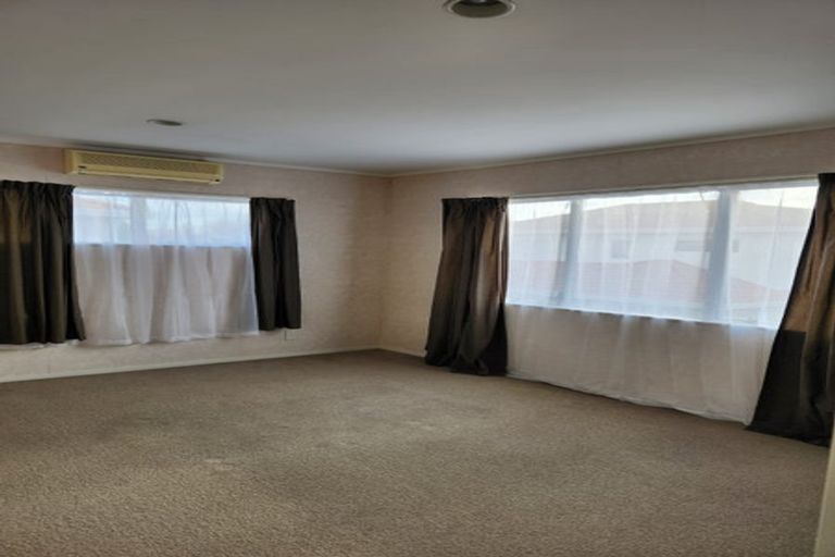 Photo of property in 1/18 Edendale Road, Somerville, Auckland, 2014