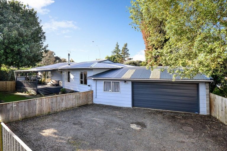 Photo of property in 17 Exeter Street, Glenview, Hamilton, 3206