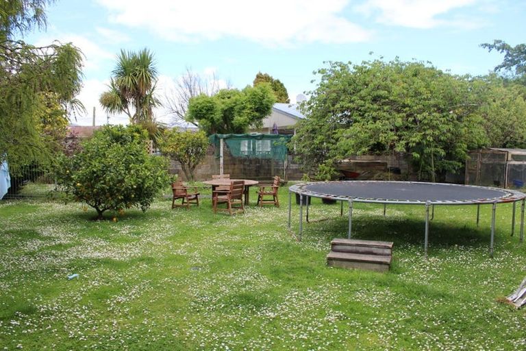 Photo of property in 18 Slacks Road, Awapuni, Palmerston North, 4412