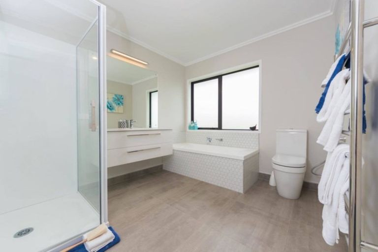 Photo of property in 44 Millstone Lane, Pokeno, 2471