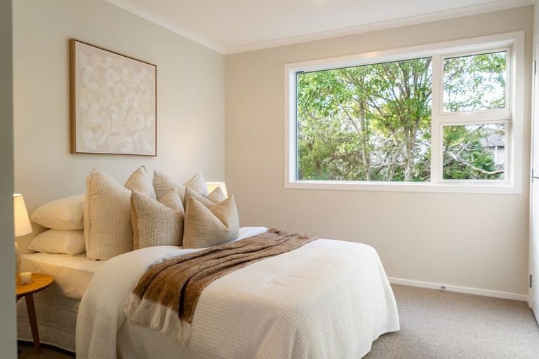 Photo of property in 70a Heretaunga Square, Silverstream, Upper Hutt, 5019