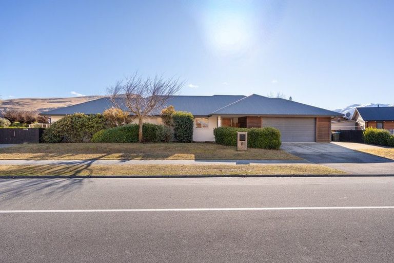 Photo of property in 50 Erskine Street, Lake Hayes, Queenstown, 9304