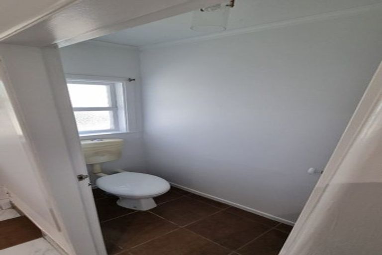 Photo of property in 13 Morrison Grove, Stokes Valley, Lower Hutt, 5019