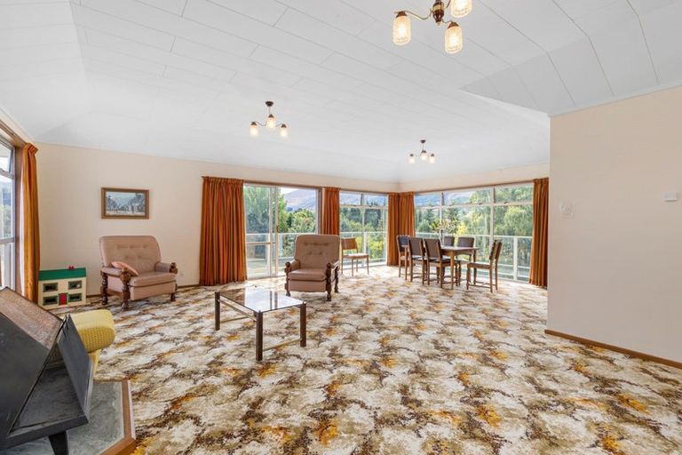 Photo of property in 229 Arrowtown-lake Hayes Road, Lake Hayes, Queenstown, 9371