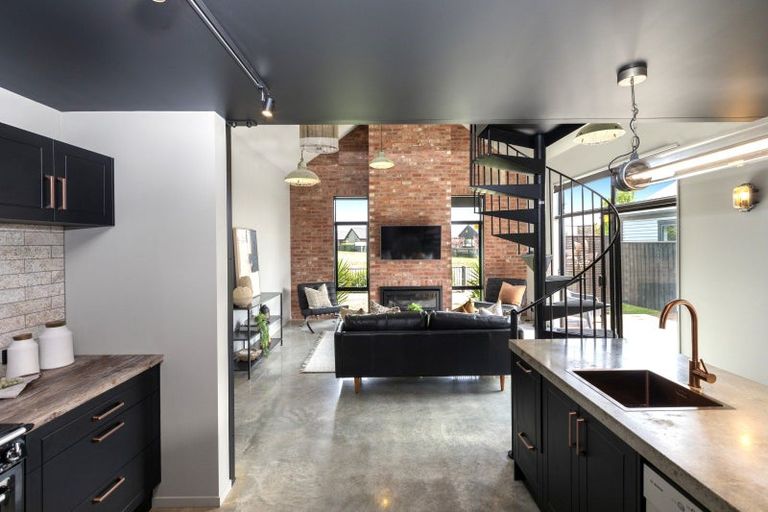 Photo of property in 8 Leyland Lane, Halswell, Christchurch, 8025