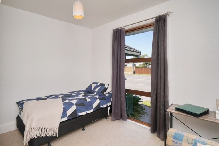 Photo of property in 120 Blackett Street, Rangiora, 7400