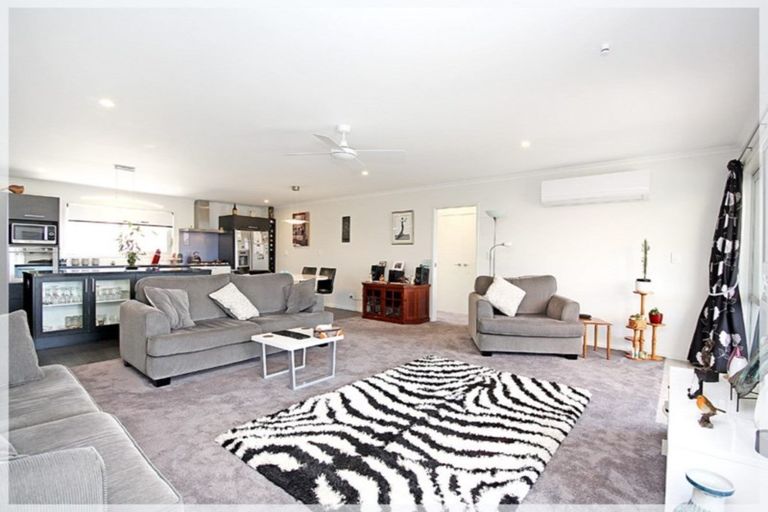 Photo of property in 12 Oxnam Place, Foxton Beach, Foxton, 4815