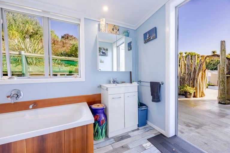 Photo of property in Mangakuri Road, Omakere, Waipawa, 4271