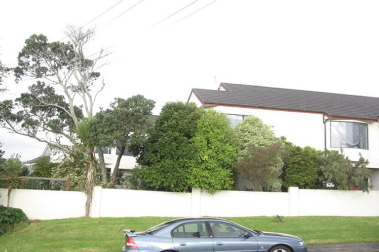 Photo of property in 1/87 Mellons Bay Road, Mellons Bay, Auckland, 2014