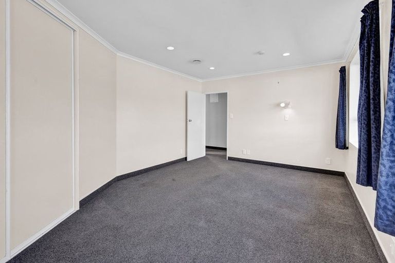 Photo of property in 35 Fantham Street, Hawera, 4610