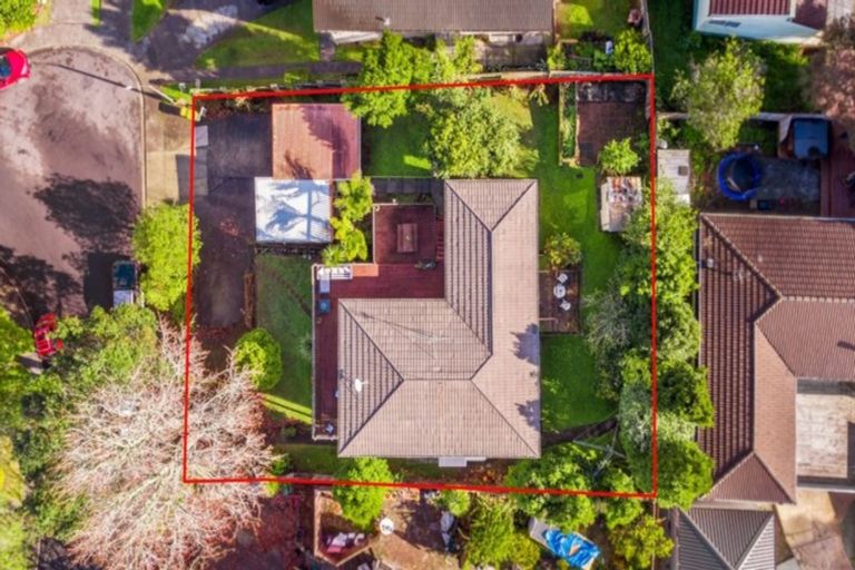 Photo of property in 17 Capricorn Place, Browns Bay, Auckland, 0630