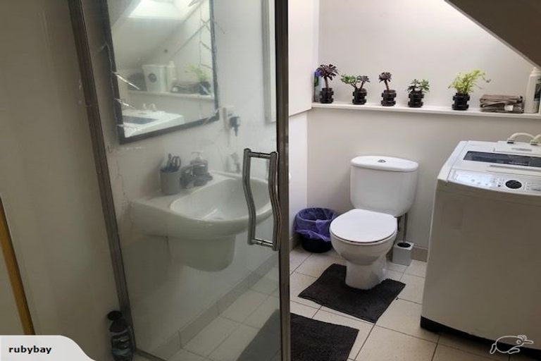 Photo of property in 25/10 Pitarua Street, Thorndon, Wellington, 6011