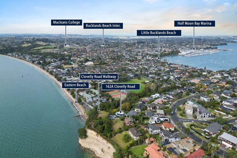 Photo of property in 162a Clovelly Road, Bucklands Beach, Auckland, 2012