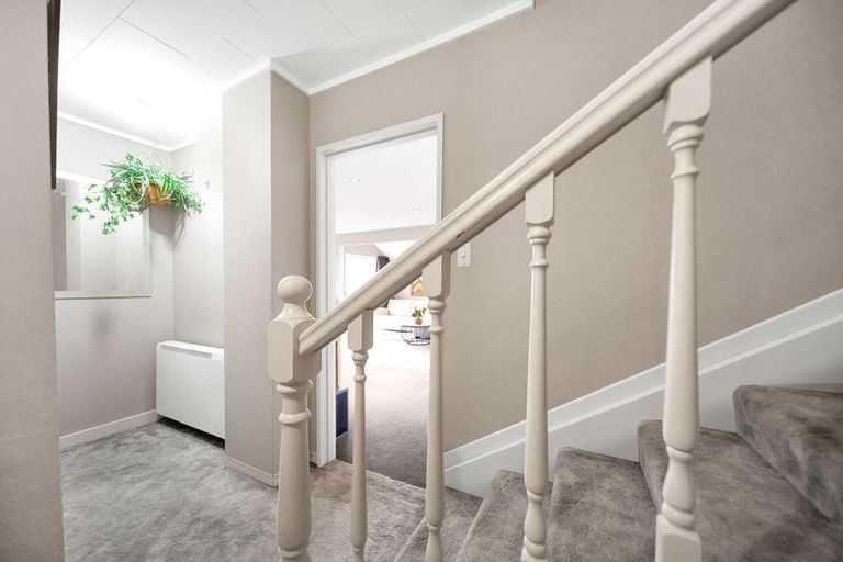 Photo of property in 10 Pompolona Street, Te Anau, 9600