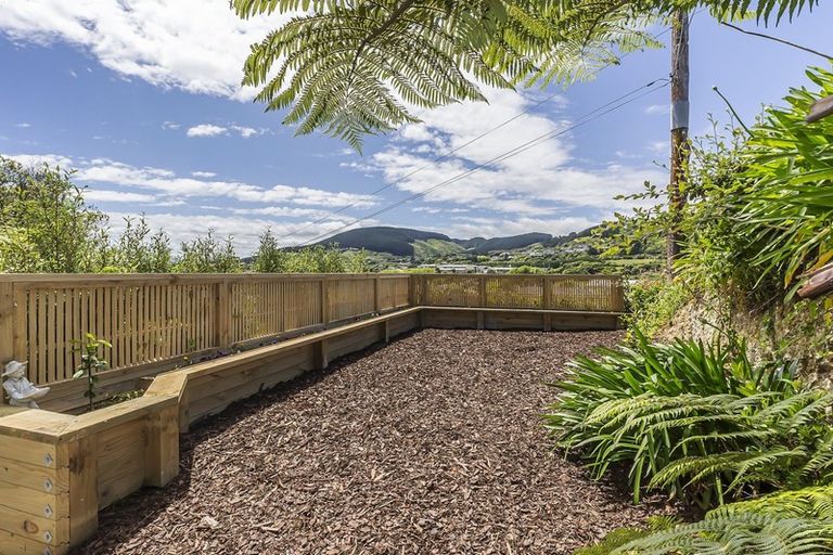 Photo of property in 243 Main Road, Tawa, Wellington, 5028