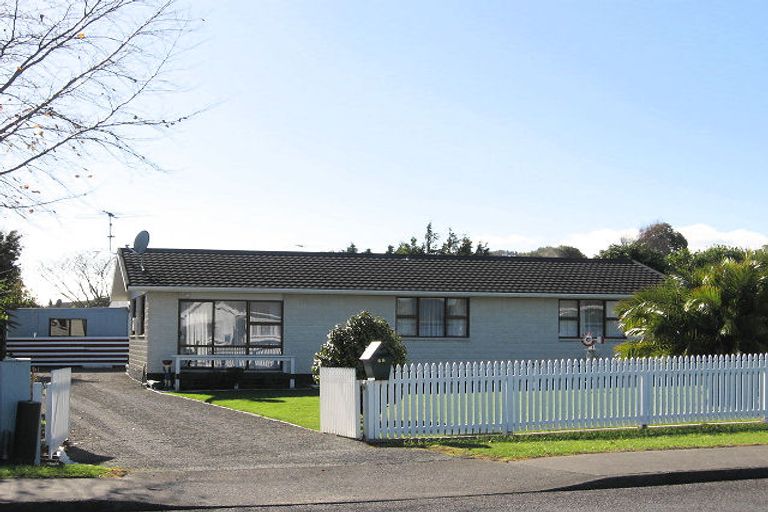 Photo of property in 48 Te Manuao Road, Otaki, 5512