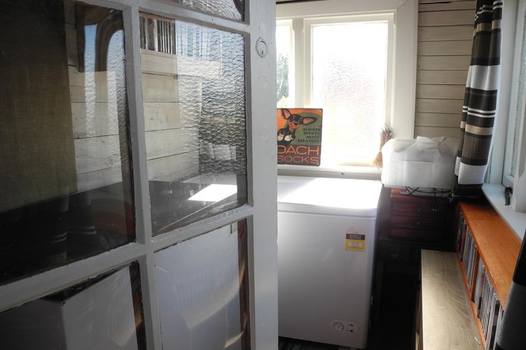 Photo of property in 3 Harris Street, Waimate, 7924