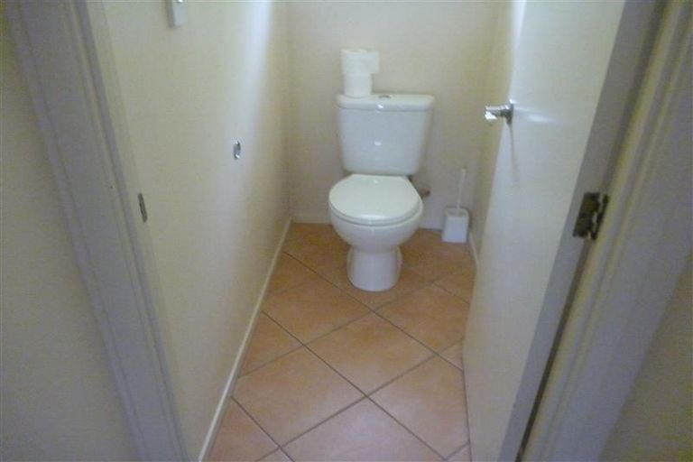 Photo of property in 19 Glenfinn Place, Massey, Auckland, 0614