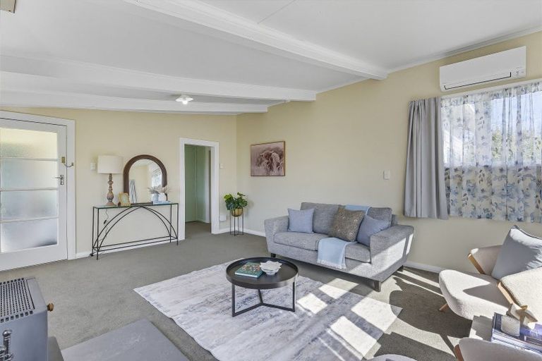 Photo of property in 106 Queen Street West, Levin, 5510
