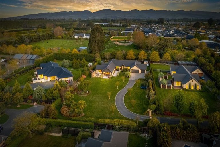 Photo of property in 20g Aberdeen Road, Prebbleton, 7604