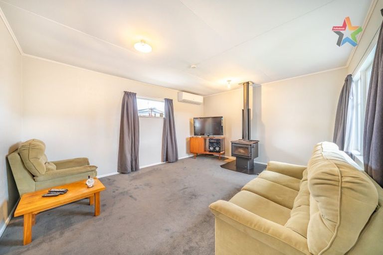 Photo of property in 43 Russell Road, Wainuiomata, Lower Hutt, 5014