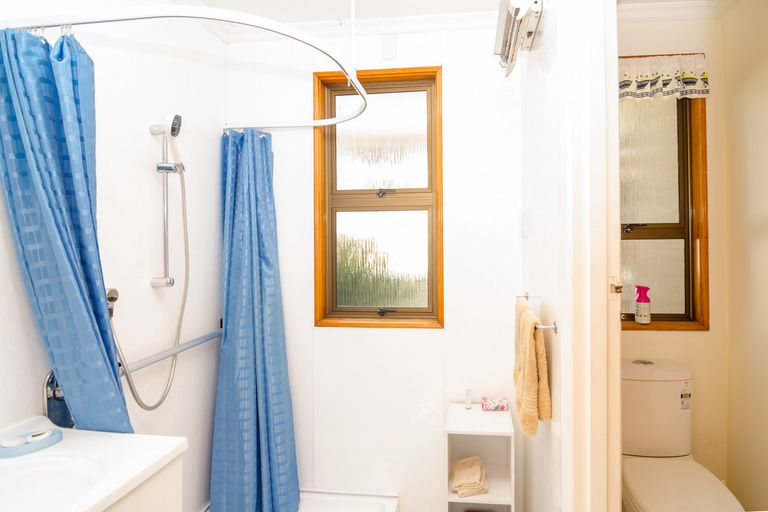 Photo of property in 18 Totness Street, Abbotsford, Dunedin, 9018