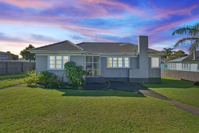 Photo of property in 1/23 Jellicoe Road, Manurewa, Auckland, 2102