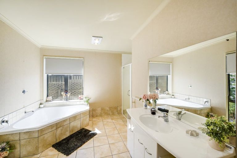 Photo of property in 83 Church Road, Taradale, Napier, 4112