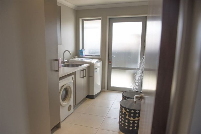 Photo of property in 34a Russley Road, Russley, Christchurch, 8042