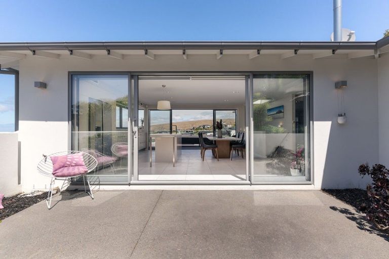 Photo of property in 220 Clifton Terrace, Clifton, Christchurch, 8081