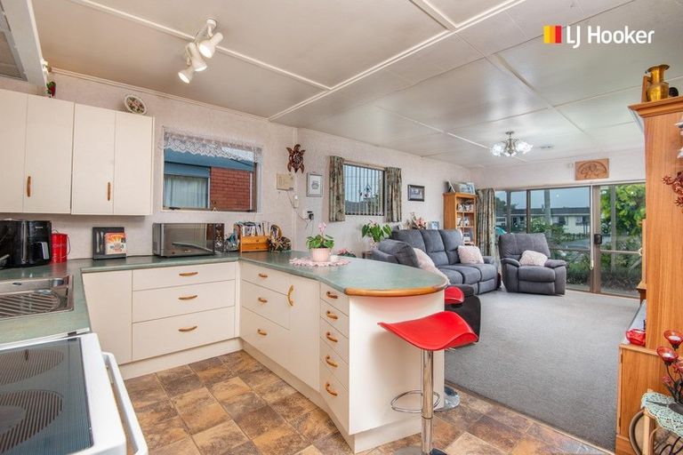 Photo of property in 2 Dunbar Place, Mosgiel, 9024