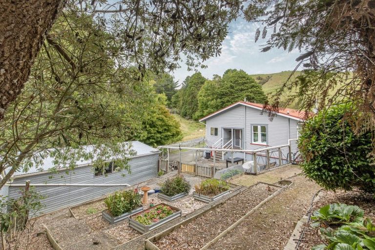 Photo of property in 1344 Ngapaeruru Road, Te Uri, Dannevirke, 4973