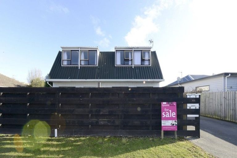 Photo of property in 2/43 Brockworth Place, Riccarton, Christchurch, 8011