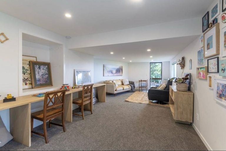 Photo of property in 1 Haunui Way, Pukerua Bay, 5026