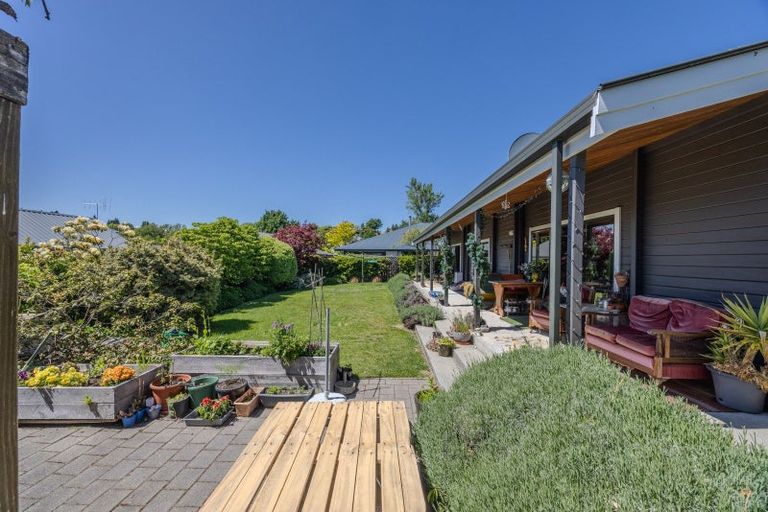 Photo of property in 21 Meadowstone Drive, Wanaka, 9305