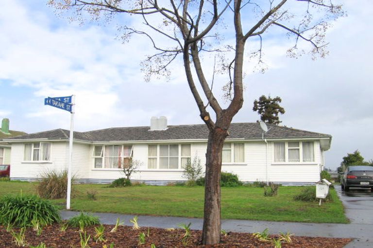 Photo of property in 718-720 Huia Street, Camberley, Hastings, 4120