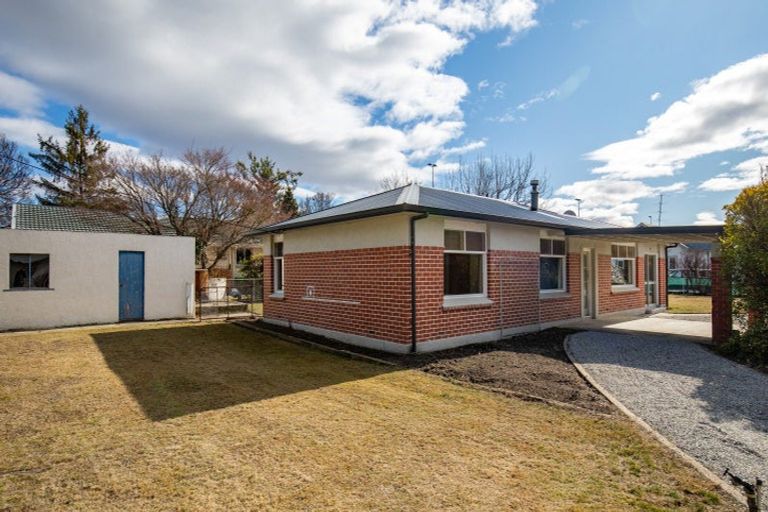 Photo of property in 27 Leask Street, Omakau, 9376