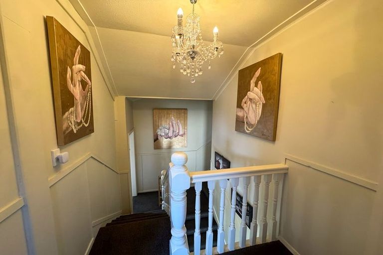 Photo of property in 301 Kaitangata Highway, Stirling, 9231