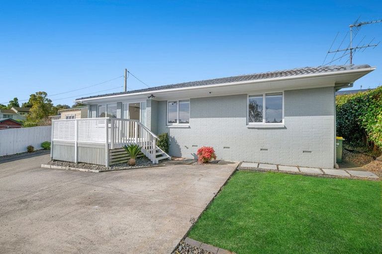 Photo of property in 23 Wylie Avenue, Sunnynook, Auckland, 0620