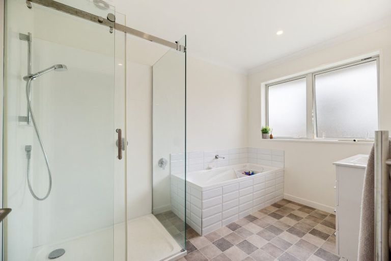 Photo of property in 22 Claremont Crescent, Amberley, 7410