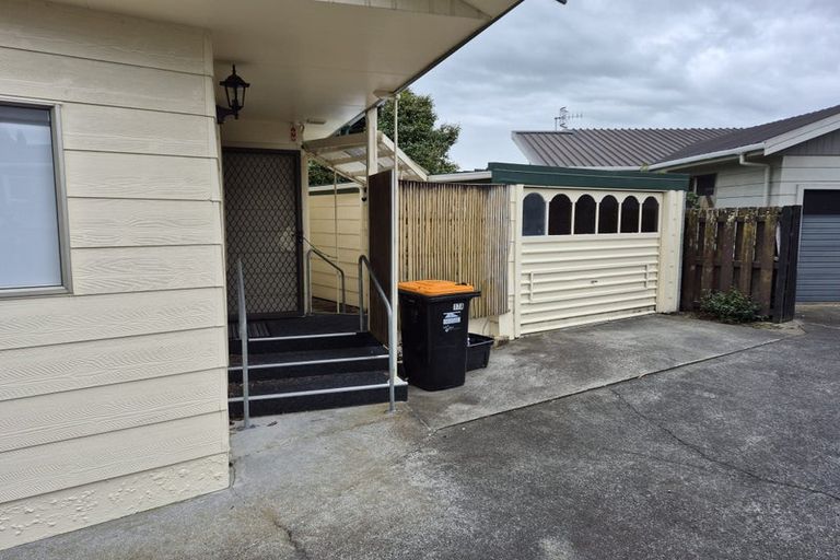 Photo of property in 17a Cecil Place, Cloverlea, Palmerston North, 4412