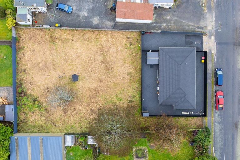 Photo of property in 37 Lanark Street, Balclutha, 9230