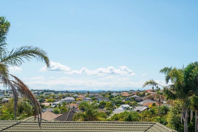 Photo of property in 210 Whitford Road, Shamrock Park, Auckland, 2016