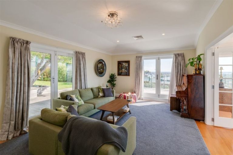 Photo of property in 4 Kidson Terrace, Cashmere, Christchurch, 8022