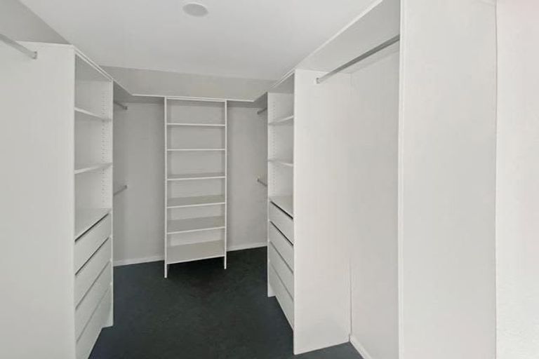 Photo of property in 24 Taroka Close, Pinehill, Auckland, 0632