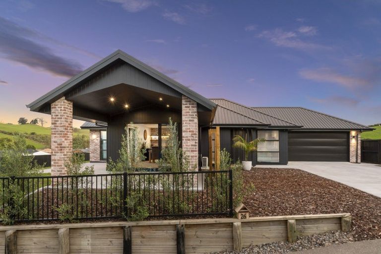 Photo of property in 26 Hayward Place, Ohauiti, Tauranga, 3112