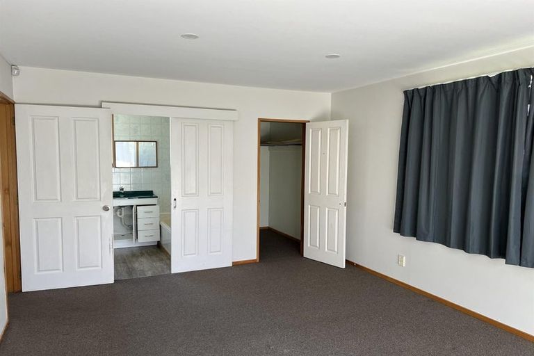 Photo of property in 9a Suva Street, Upper Riccarton, Christchurch, 8041