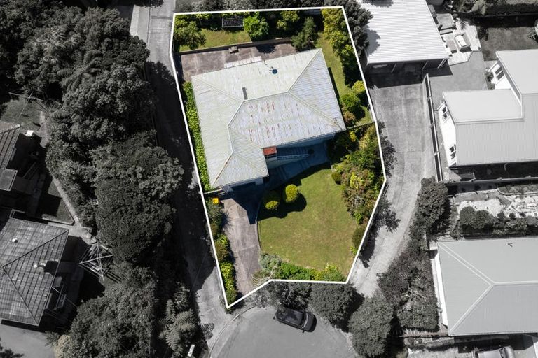 Photo of property in 8 Braemar Terrace, Johnsonville, Wellington, 6037